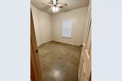 213 B Anne Louise Drive #B, New Braunfels, TX 78130 - Photo 5