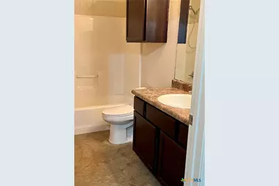 213 B Anne Louise Drive #B, New Braunfels, TX 78130 - Photo 9