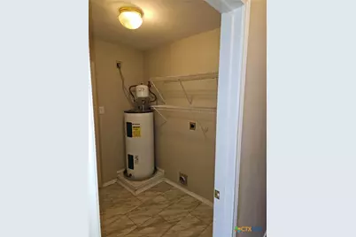 2043 Dragon Trail, New Braunfels, TX 78130 - Photo 21