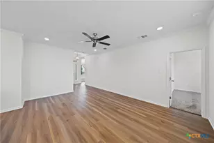 7905 Smoke Crk Ln, Temple, TX 76502 - Photo 11