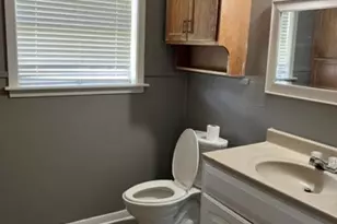 615 Hoskins Broadway St, El Campo, TX 77437 - Photo 5