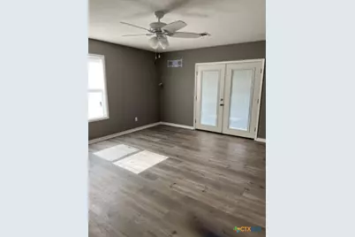 615 Hoskins Broadway Street, El Campo, TX 77437 - Photo 11