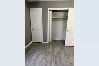 615 Hoskins Broadway Street, El Campo, TX 77437 - Photo 13