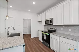 7906 Timber Holw Ln, Temple, TX 76502 - Photo 5
