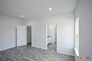 1234 Clearcreek Dr, Canyon Lake, TX 78133 - Photo 31