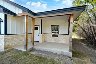 1234 Clearcreek Dr, Canyon Lake, TX 78133 - Photo 5