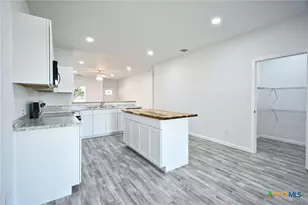 1234 Clearcreek Dr, Canyon Lake, TX 78133 - Photo 21