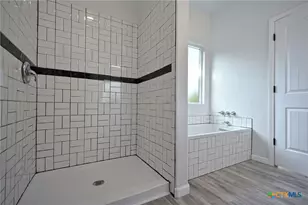 1234 Clearcreek Dr, Canyon Lake, TX 78133 - Photo 37