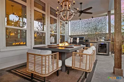 527 Round Valley Trail, Liberty Hill, TX 78642 - Photo 33