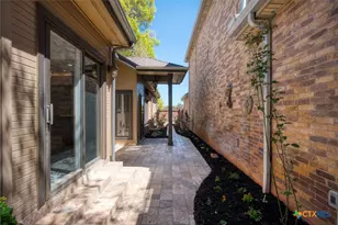 1328 Patio Dr, New Braunfels, TX 78130 - Photo 3