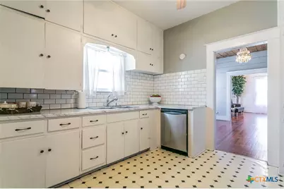 508 N Wall Street, Belton, TX 76513 - Photo 5