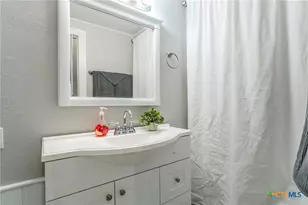 508 N Wall St, Belton, TX 76513 - Photo 13