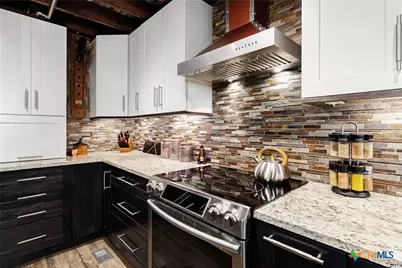 6531 Wegner Road, New Braunfels, TX 78132 - Photo 13