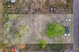 110 Lakeside Dr, Seguin, TX 78155 - Photo 37