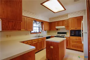 11552 Fm 1383, Schulenburg, TX 78956 - Photo 9