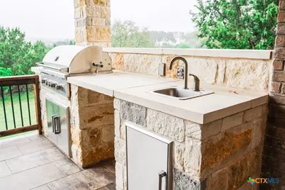 2617 Red Bud Way, New Braunfels, TX 78132 - Photo 17