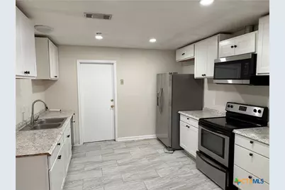 2004 Sherman Drive, Killeen, TX 76543 - Photo 9