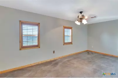 52 N Old Bloomington Road, Victoria, TX 77905 - Photo 15