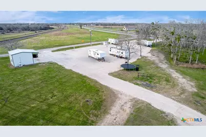 52 N Old Bloomington Road, Victoria, TX 77905 - Photo 27