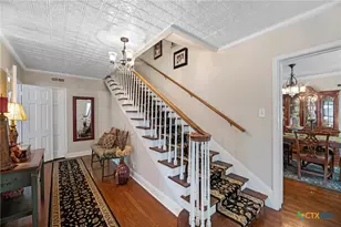 1001 N Adams St, Beeville, TX 78102 - Photo 9