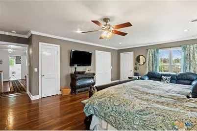 1001 N Adams Street, Beeville, TX 78102 - Photo 29