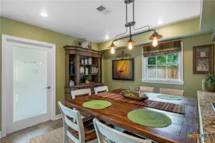 1001 N Adams St, Beeville, TX 78102 - Photo 17