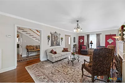 1001 N Adams Street, Beeville, TX 78102 - Photo 11