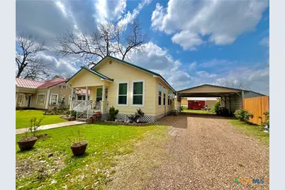 319 Smith Street, Gonzales, TX 78629 - Photo 3