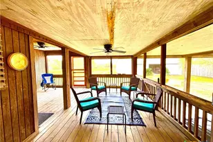 503 N 16th St, Port O'Connor, TX 77982 - Photo 41