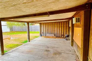 503 N 16th St, Port O'Connor, TX 77982 - Photo 43
