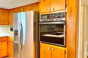 503 N 16th St, Port O'Connor, TX 77982 - Photo 21