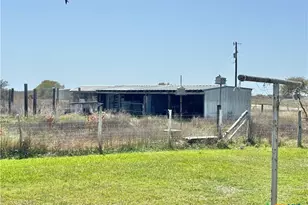 171 Deer Meadows Ln, Seadrift, TX 77983 - Photo 19