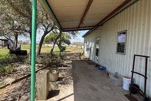 171 Deer Meadows Ln, Seadrift, TX 77983 - Photo 11