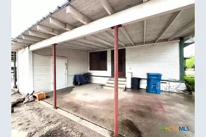 206 Hinton Street, Three Rivers, TX 78071 - Photo 5