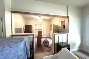 206 Hinton St, Three Rivers, TX 78071 - Photo 17