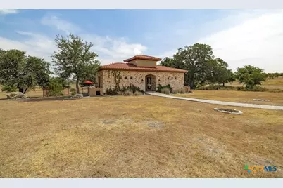 104 Strada Luca, Florence, TX 76527 - Photo 15