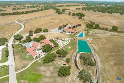 104 Strada Luca, Florence, TX 76527 - Photo 23