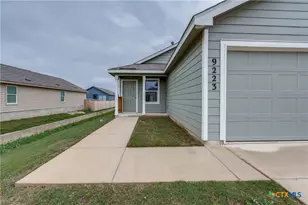 9223 Honey Mesquite, Seguin, TX 78155 - Photo 5