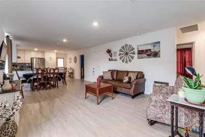 9223 Honey Mesquite, Seguin, TX 78155 - Photo 7