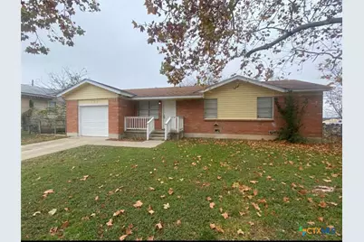 722 W Avenue E, Copperas Cove, TX 76522 - Photo 1