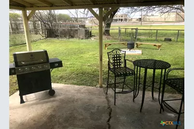 722 W Avenue E, Copperas Cove, TX 76522 - Photo 13