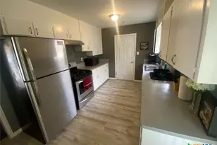 722 W Ave E, Copperas Cove, TX 76522 - Photo 5