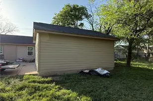 1300 N 2nd St, Killeen, TX 76541 - Photo 43