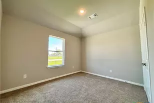 688 Swallow Dr, Palacios, TX 77465 - Photo 13