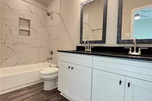 688 Swallow Dr, Palacios, TX 77465 - Photo 11