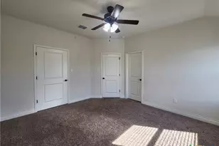 348 Untermaier Dr, New Braunfels, TX 78130 - Photo 15