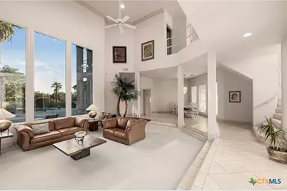 1001 Riada Drive, New Braunfels, TX 78132 - Photo 5