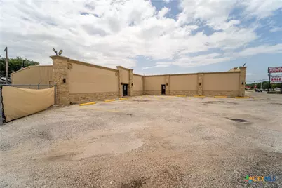 6602 N Navarro Street, Victoria, TX 77904 - Photo 5