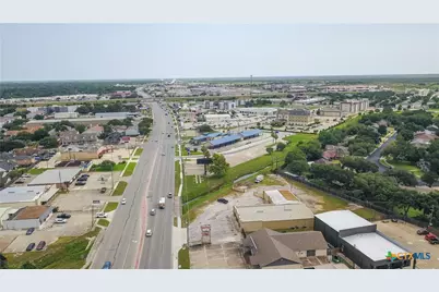 6602 N Navarro Street, Victoria, TX 77904 - Photo 37