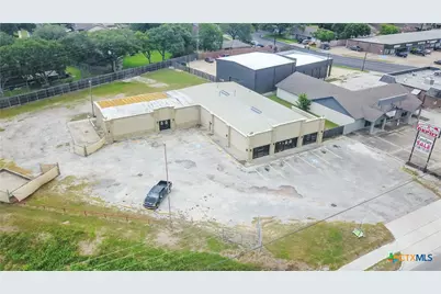 6602 N Navarro Street, Victoria, TX 77904 - Photo 33